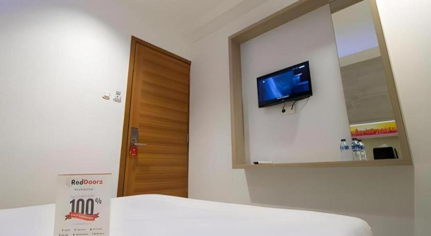 คาซ่า ลีฟวิง เซเตียบูดี จาการ์ตา Hotel ภายนอก รูปภาพ